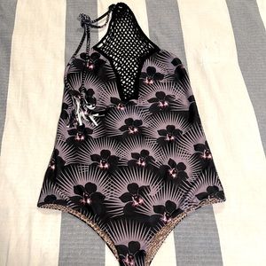 Acacia one piece Teahupo’o